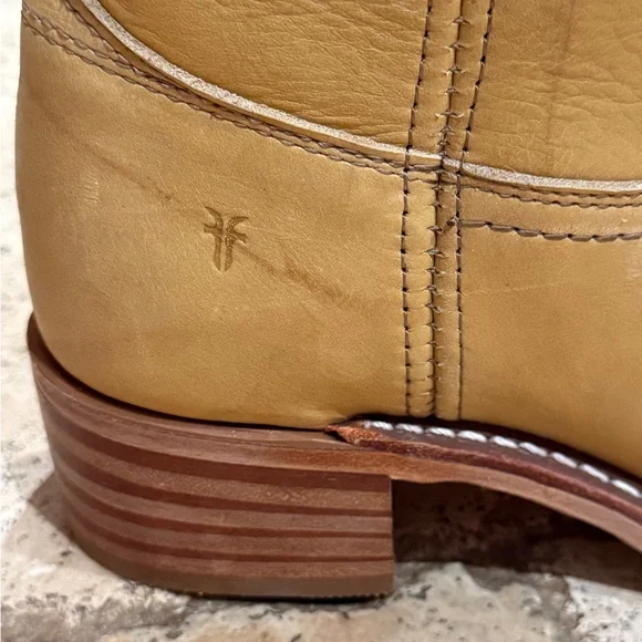 Frye Campus 14L Boots - Picture 5 of 8